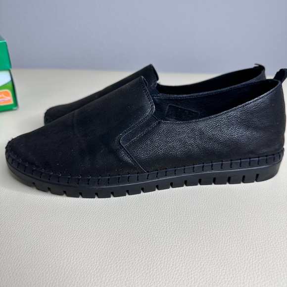 closed sandal Easy Street Size 9W .soft!! Good Condition.  (L49) - Picture 4 of 7